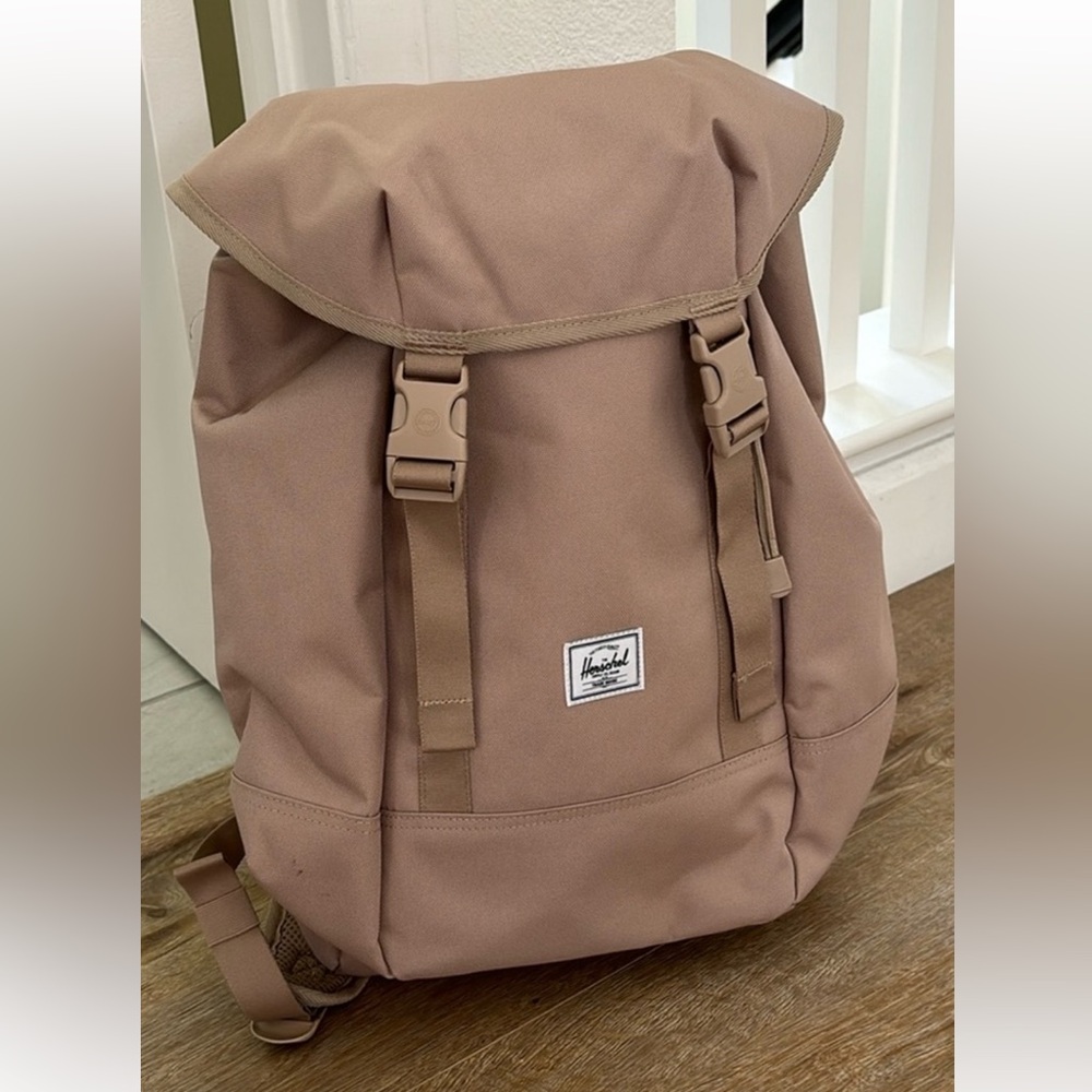 Hershel Iona backpack - Picture 2 of 4